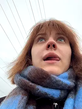 Snapshot of Only_April chatting on November 17, 9:37 am Only April online show from November 17, 9:37 am