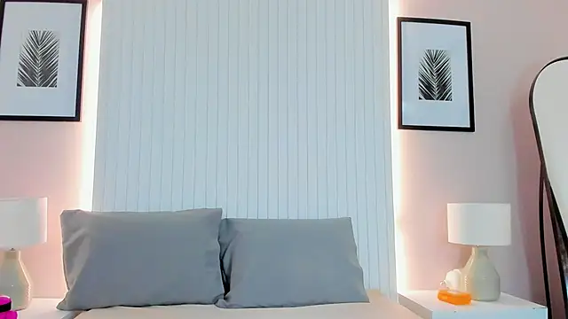 Snapshot of catalina_jolie chatting on October 2, 11:50 am catalina jolie online show from October 2, 11:50 am