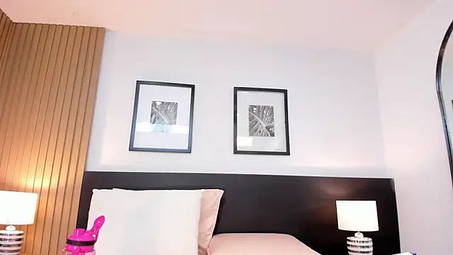 Snapshot of catalina_jolie chatting on October 9, 3:54 pm catalina jolie online show from October 9, 3:54 pm