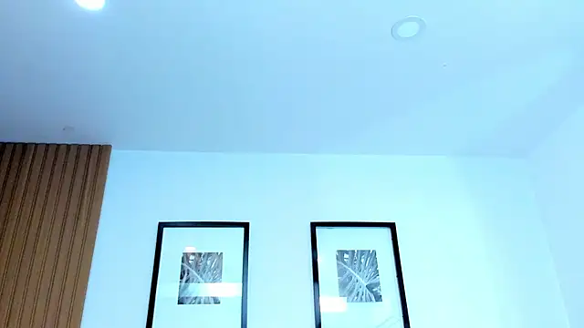 Snapshot of catalina_jolie chatting on December 19, 4:30 am catalina jolie online show from December 19, 4:30 am