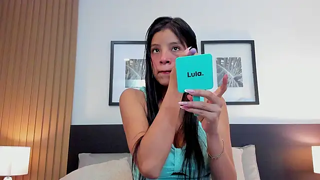 Snapshot of catalina_jolie chatting on January 12, 3:45 am catalina jolie online show from January 12, 3:45 am