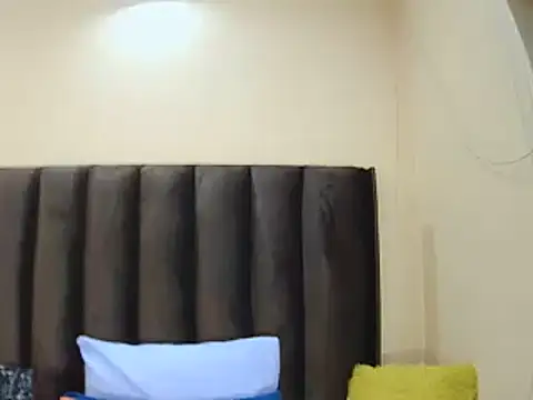 BigAssjuicy26 online show from November 12, 5:13 pm