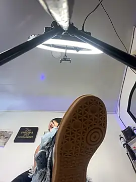 Snapshot of fetish_foot_ chatting on September 22, 9:28 pm fetish foot online show from September 22, 9:28 pm