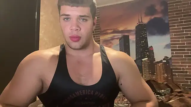 MusclePhantom online show from October 16, 8:10 pm