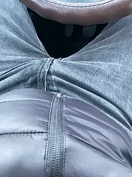 wwwiiilll online show from March 14, 3:28 pm