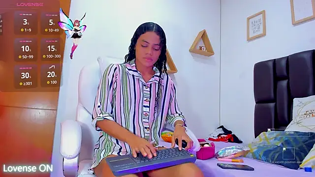 Snapshot of miiarod chatting on November 3, 5:58 pm miiarod online show from November 3, 5:58 pm