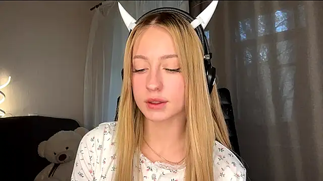 Jetta Corsacami online show from October 20, 12:27 pm