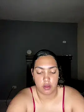 Snapshot of Karolineswettt chatting on September 12, 6:02 am Karolineswettt online show from September 12, 6:02 am