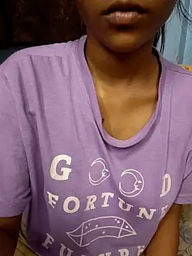 Snapshot of Ema-01 chatting on September 25, 5:16 pm Ema-01 online show from September 25, 5:16 pm