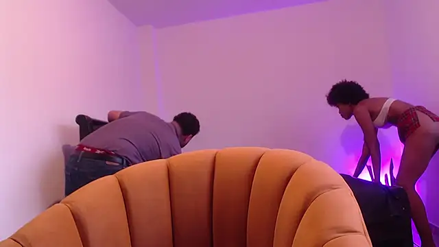 lucyymaximo online show from March 1, 5:15 pm