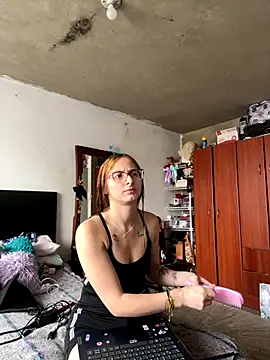 Snapshot of Aria_beauti chatting on September 17, 3:14 pm Aria beauti online show from September 17, 3:14 pm