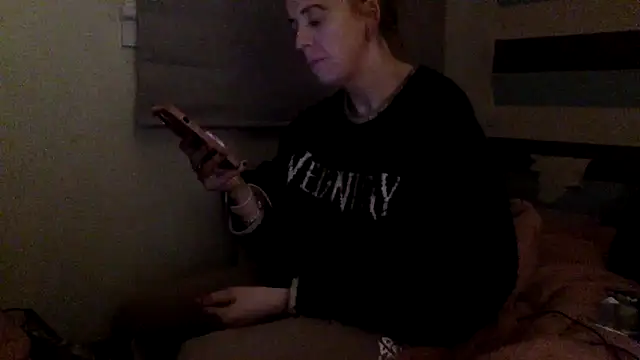 Bellababexox online show from May 16, 12:29 am
