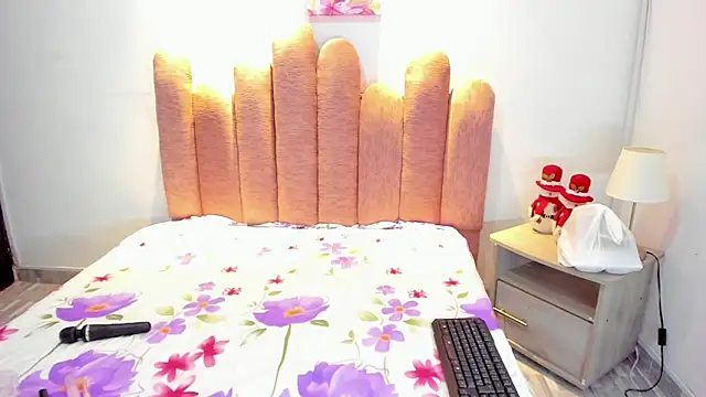 AndreaSweet2 online show from January 15, 6:22 pm