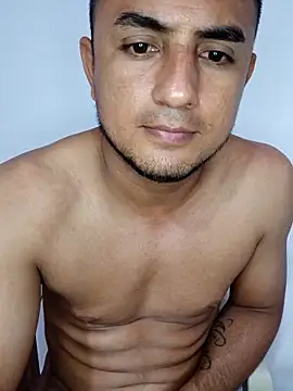 Geral Yeraldyn09 online show from September 12, 2:00 am