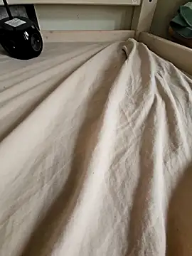 Stingles online show from October 4, 1:42 pm