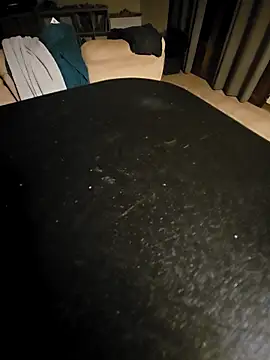 Stingles online show from March 28, 5:07 am