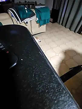 Stingles online show from April 10, 6:56 pm