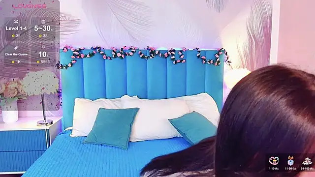 kimberlyy77 online show from October 17, 6:38 am