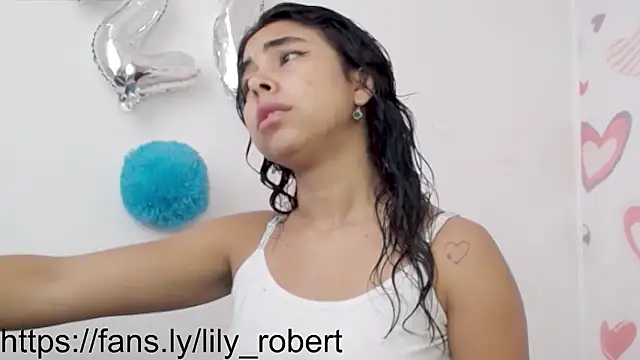 lily robertss  online show from September 13, 3:12 pm