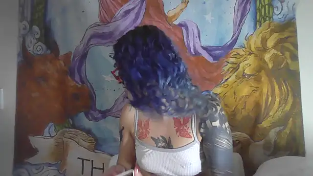 Snapshot of peetitefairy chatting on February 11, 4:17 am peetitefairy online show from February 11, 4:17 am