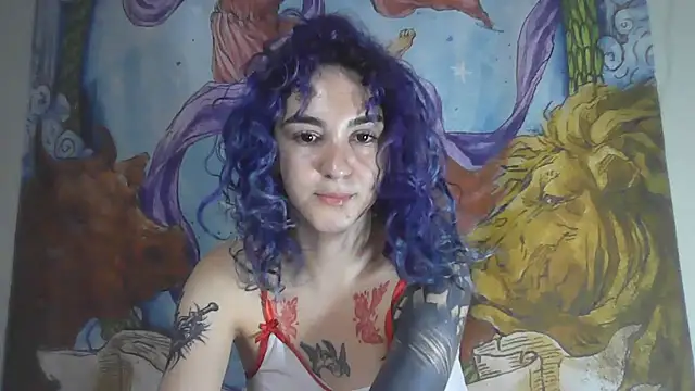 Snapshot of peetitefairy chatting on February 12, 10:38 pm peetitefairy online show from February 12, 10:38 pm