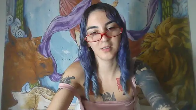 Snapshot of peetitefairy chatting on February 16, 3:57 am peetitefairy online show from February 16, 3:57 am