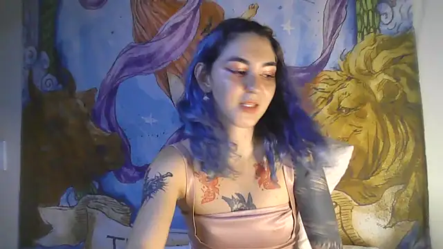 Snapshot of peetitefairy chatting on February 17, 4:53 am peetitefairy online show from February 17, 4:53 am