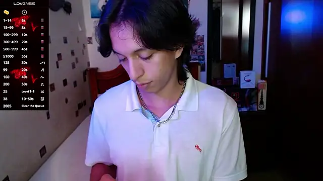 DannyPhantom555 online show from March 8, 10:24 pm