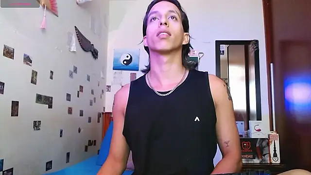 DannyPhantom555 online show from March 24, 7:52 pm