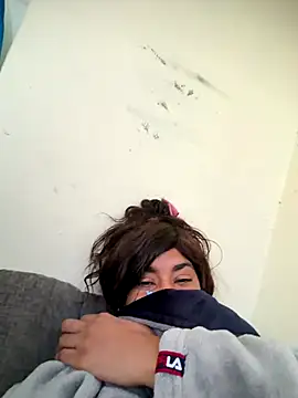 LuckyKhloe online show from October 15, 11:10 am