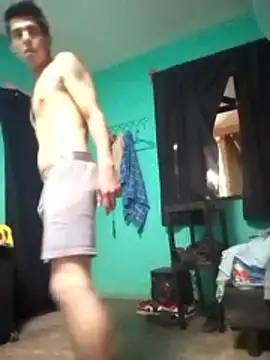 TragicAirplane168 online show from October 25, 3:40 pm