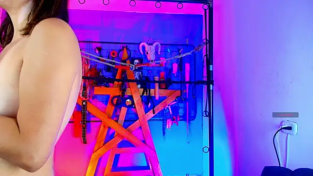 Snapshot of Misstresss_aurora_bdsm chatting on November 11, 3:12 pm Misstresss aurora bdsm online show from November 11, 3:12 pm