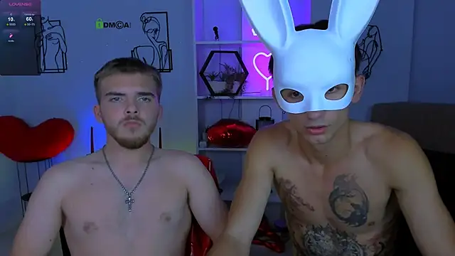 aron black  online show from September 10, 8:09 pm