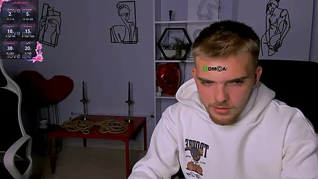 aron black  online show from September 12, 7:14 pm