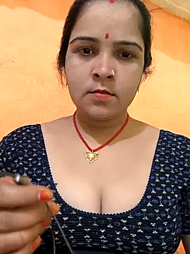 Snapshot of Cutram22 chatting on September 24, 4:27 am Cutram22 online show from September 24, 4:27 am