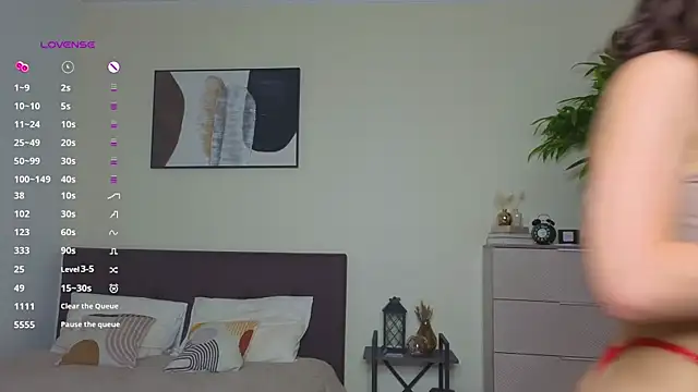 MimiLolll online show from October 6, 6:38 pm