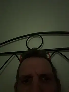 gigolobcn online show from February 11, 9:42 pm