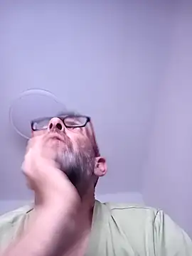 gigolobcn online show from March 28, 9:58 pm