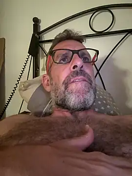 Snapshot of gigolobcn chatting on June 21, 2:30 pm gigolobcn online show from June 21, 2:30 pm