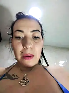 Snapshot of angelicroose2 chatting on November 3, 11:15 pm angelicroose2 online show from November 3, 11:15 pm