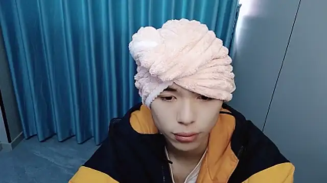 w5206t online show from April 9, 9:04 am