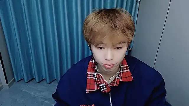 w5206t online show from April 10, 11:37 am