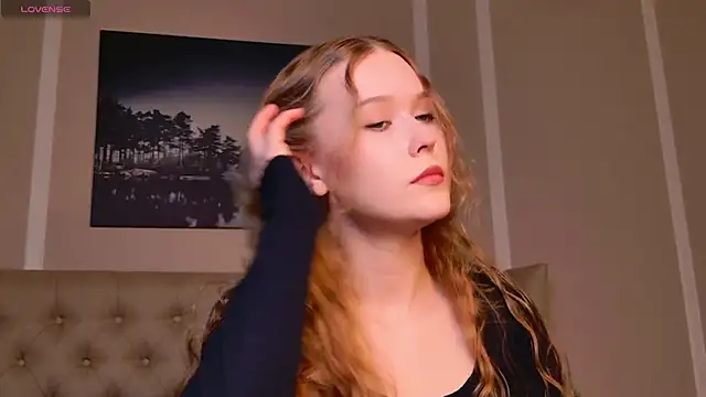 Snapshot of MandyMils chatting on October 4, 3:21 pm MandyMils online show from October 4, 3:21 pm