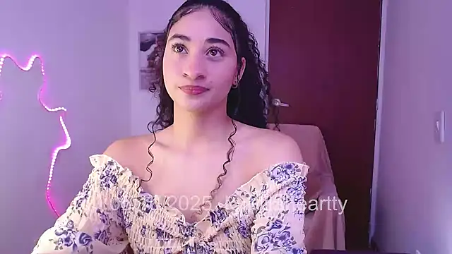 Snapshot of heartty_Milah chatting on October 7, 7:22 pm heartty Milah online show from October 7, 7:22 pm