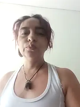 Snapshot of tany90 chatting on November 10, 7:13 pm tany90 online show from November 10, 7:13 pm