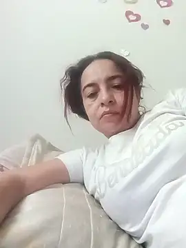 Snapshot of tany90 chatting on November 15, 3:30 pm tany90 online show from November 15, 3:30 pm