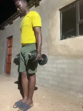 Snapshot of Dynamite_cums_in_size_2 chatting on February 9, 5:39 pm Dynamite cums in size 2 online show from February 9, 5:39 pm