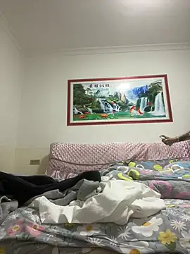 sisi-maiden online show from March 29, 1:22 pm