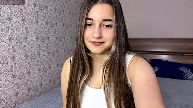MaydaFarran online show from October 10, 6:18 pm