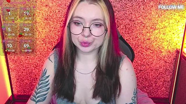 Snapshot of SadPotato_ chatting on September 27, 7:08 pm SadPotato  online show from September 27, 7:08 pm